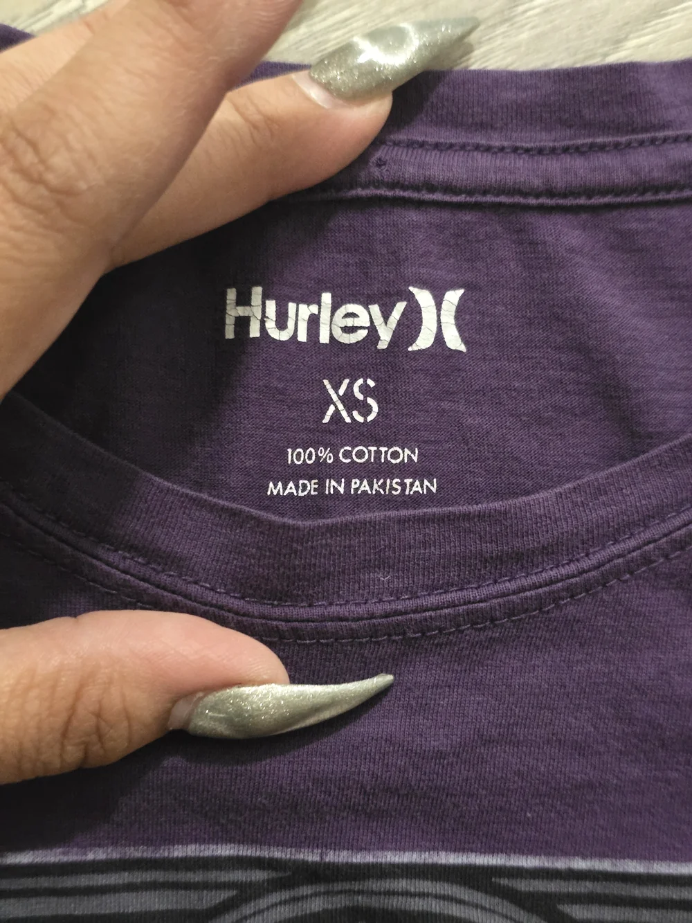Hurley Purple Short Sleeve Tee with Ornate Gray Graphic - Picture 4 of 4